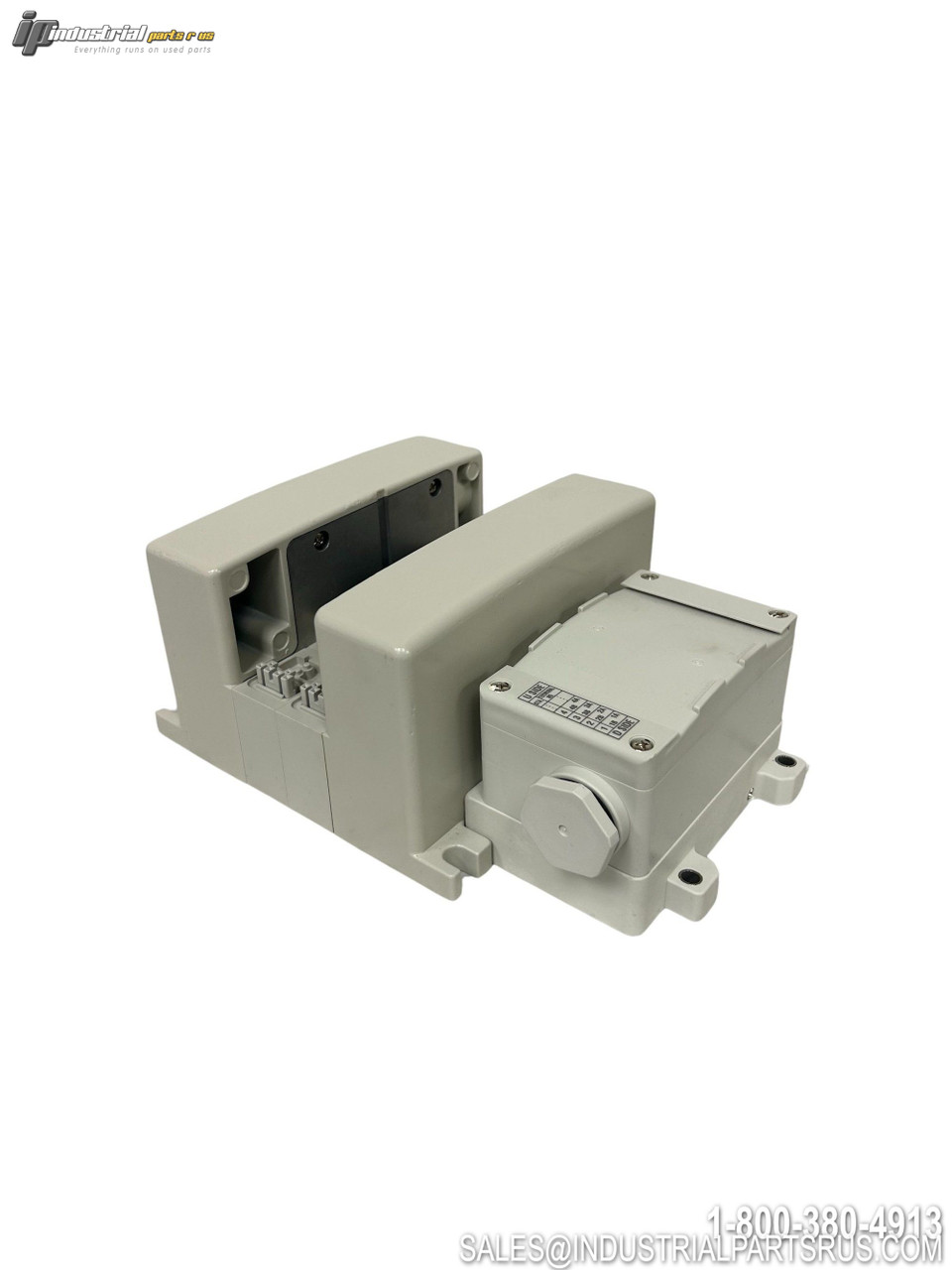 SMC VV5QC41-0203TTD0 Pneumatic Manifold - Photo 1