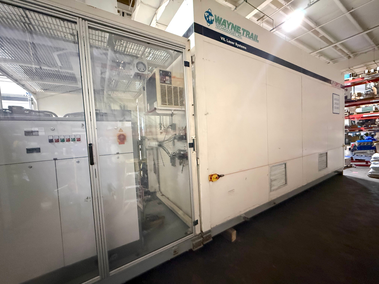 IPG Photonics Ytterbium 8kW Fiber Laser Robotic Welding Cell | ABB IRB 4400