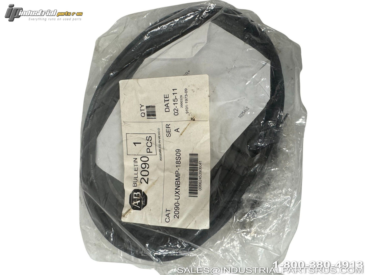 Allen-Bradley 2090-UXNBMP-18S09 Motor Cable View 3