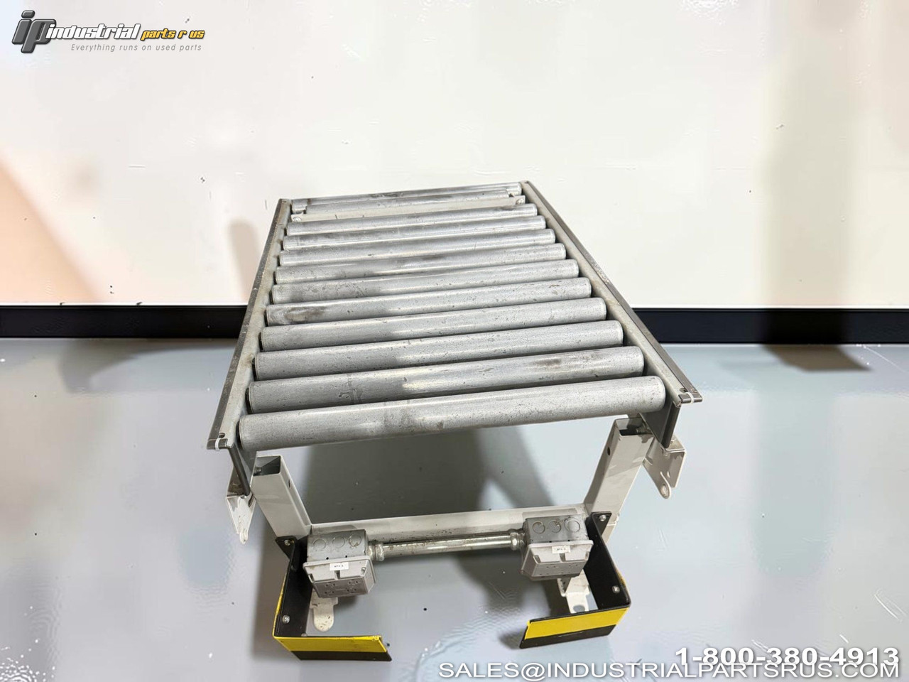 Rapistan MASY985952 22 1/2" x 35" Roller Conveyor View 3