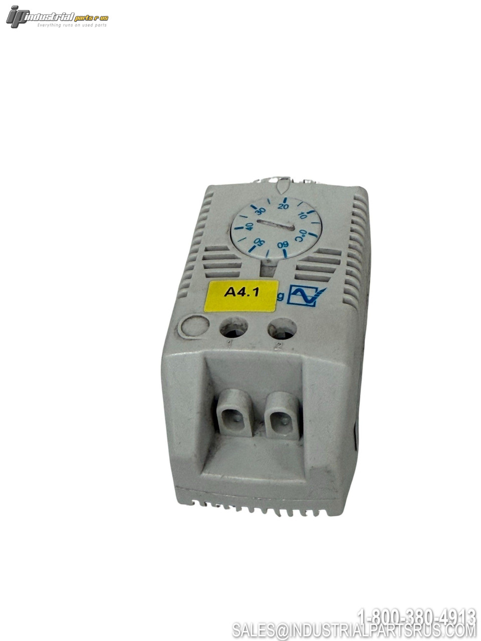 Pfannenberg FLZ 530 Temperature Controller View 3