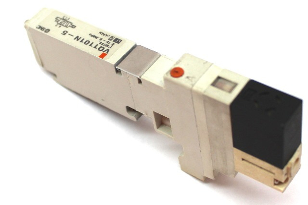 SMC VQ1101N-5 Pneumatic Solenoid Valve 0.15-0.7 MPa