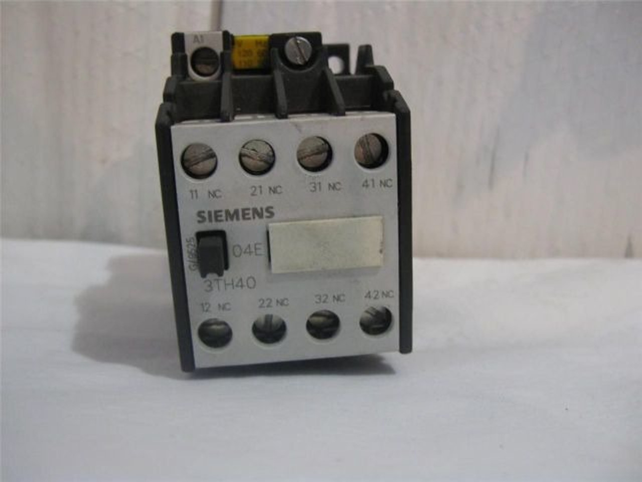 Siemens 3TH4004-0A Contactor, Control Relay