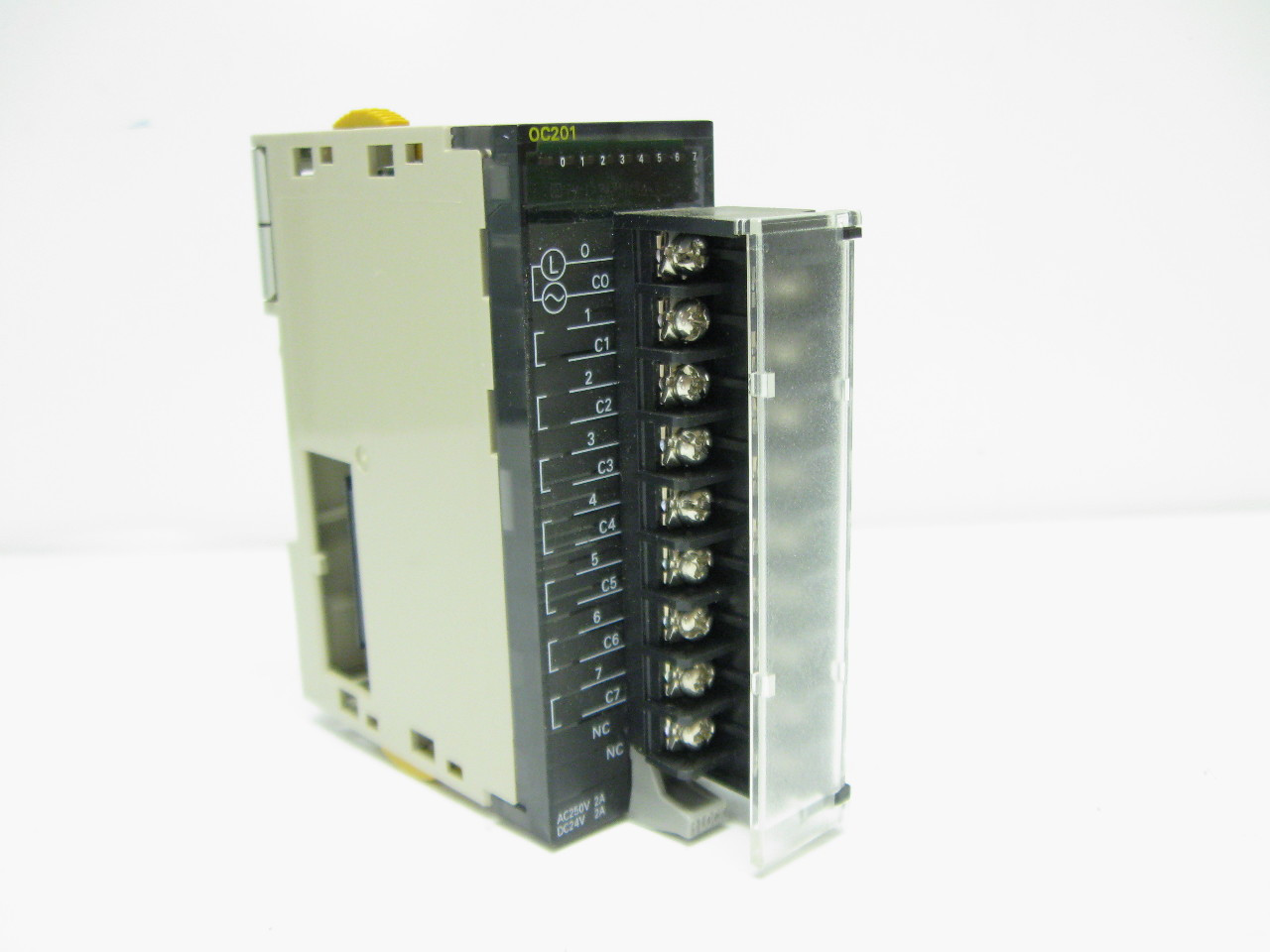 Omron CJ1W-OC201 Output Unit 240/250 Vac, 24 Vdc