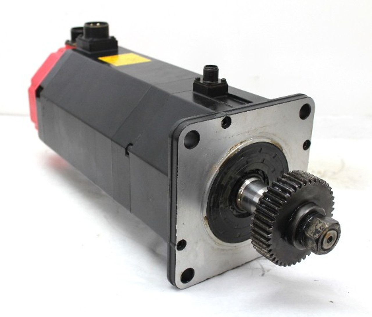 Fanuc A06B-0147-B675 AC Servo Motor 2000 RPM 3.8Kw 133Hz 22Nm 15A M-710i  Robot