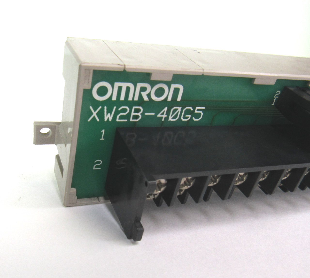 Omron XW2B-40G5 Terminal Connection Module
