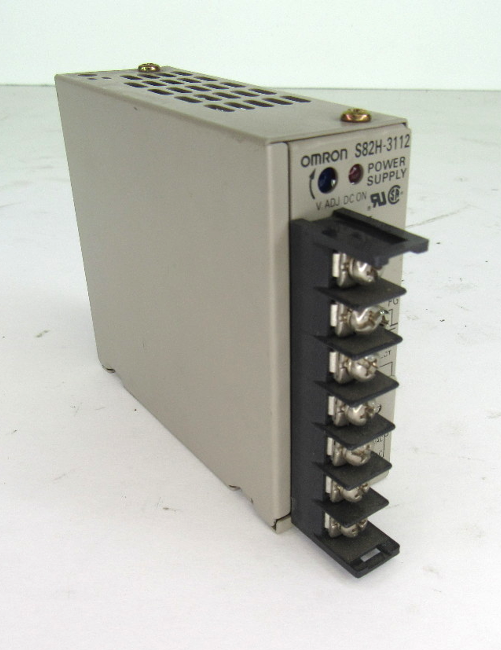 Omron S82H-3112 Power Supply 0.5A 50/60Hz