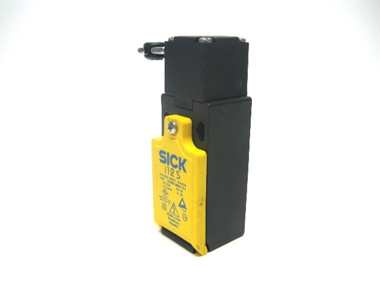 Sick I12-SB213 Safety Interlock Switch 10 Amp, 240 Volt, 2 NC, 1 NO
