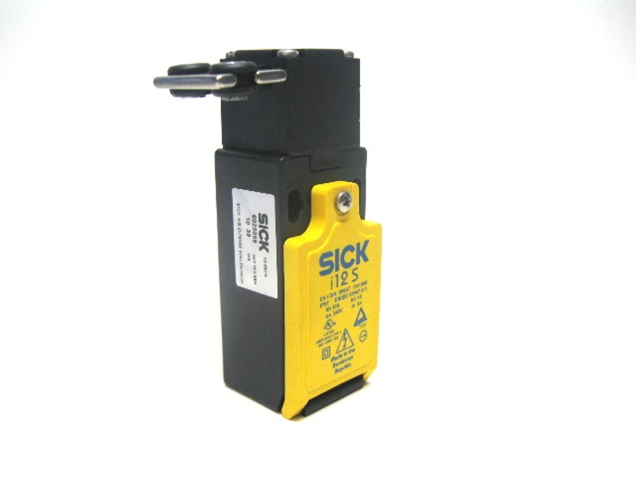 Sick I12-SB213 Safety Interlock Switch 10 Amp, 240 Volt, 2 NC, 1 NO