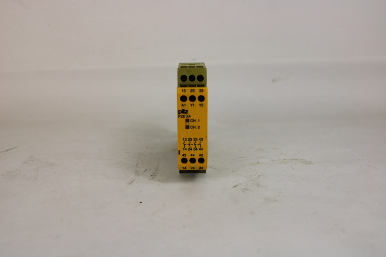 Pilz PZE X4 Safety Relay 24VDC