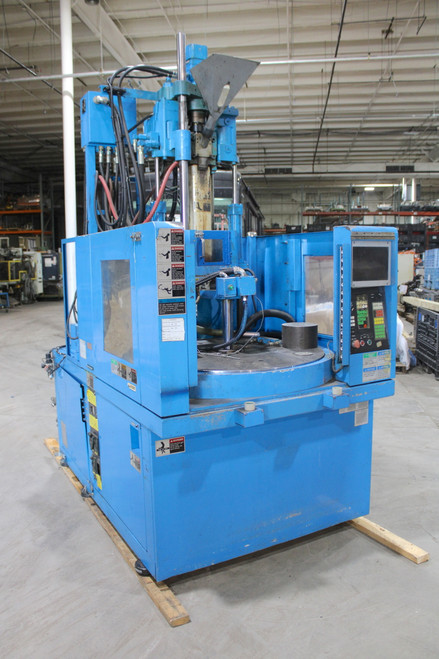 Nigata 55 Ton Vertical Rotary Injection Mold Machine 3.03 oz. Shot Yushin Robot Nigata 55 Ton Vertical Rotary Injection Mold Machine 3.03 oz. Shot Yushin Robot