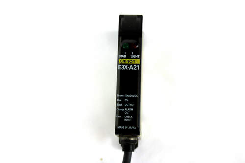 Omron E3X-A21 Photoelectric Sensor, 10-30V DC