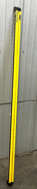 Banner SLSE30-1500Q8 Emitter Light Curtain, 1500mm