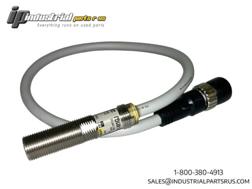 Omron E2FM-X2D1-M1GJ Proximity Switch, 12-24VDC