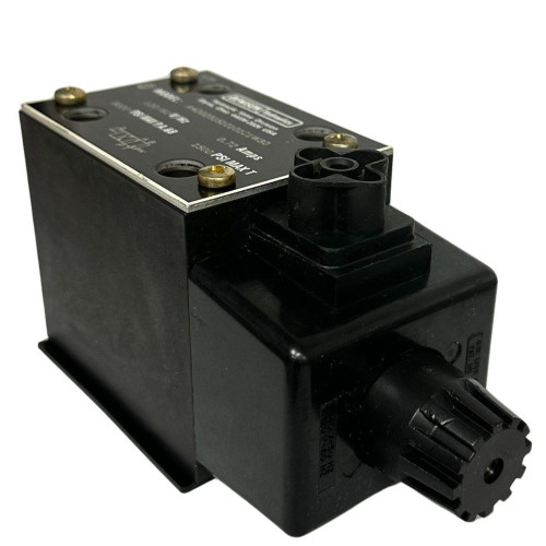 Denison A4D0231510101C1W30 Spool Valves - Photo 1