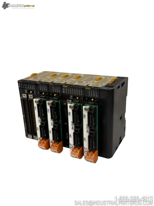 Omron ID261 PLC I/O Module - Photo 1 - Used - Good