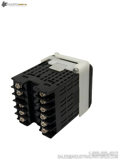 Omron E5CC-QX3A5M-000 Image 2