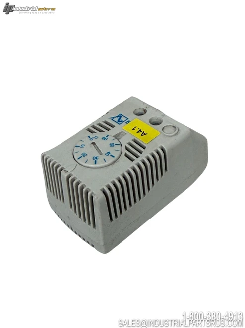 Pfannenberg FLZ 530 Temperature Controller Image 2