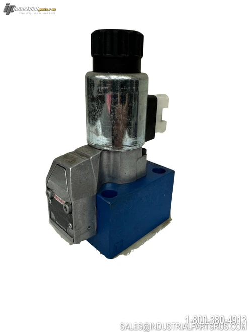 Rexroth R900082238 Hydraulic Valve - Photo 1