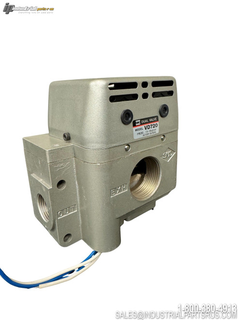 SMC VD720 Solenoid Valve - Photo 1