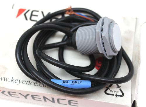 Keyence EV-130F Spatter-Resistant Proximity Sensor