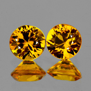 4.30 mm Round 2pcs AAA Fire Luster Natural Intense Yellow Sapphire [Flawless-VVS]