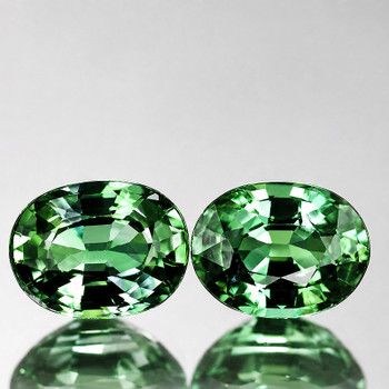 5x4 mm Oval 2 pcs AAA Luster Natural Madagascar Green Sapphire [Flawless-VVS]