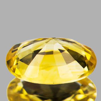 6.5x4.5 mm Oval 0.65cts Outstanding Fire Natural Yellow Sapphire [Flawless-VVS]