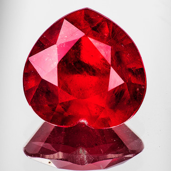 8.00 mm Heart {3.03ct} AAA Fire Natural Top Intense Red Mozambique Ruby [VVS]- AAA Top Grade