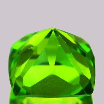 7.50 mm Cushion 2.47cts AAA Fire Luster Natural Top Pakistan Green Peridot [Flawless-VVS]-AAA Grade