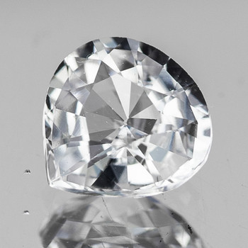 6.00 mm Pear {0.94ct} Fire Luster Natural Brilliant White Sapphire [Flawless-VVS]