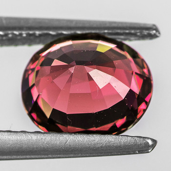 8x6 mm Oval {1.68ct} AAA Fire Natural Intense Red Pink Rhodolite Garnet [Flawless-VVS]