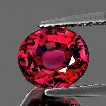 8x7 mm Oval {2.15cts} Top Luster Natural Raspberry Pink Rhodolite Garnet [Flawless-VVS]