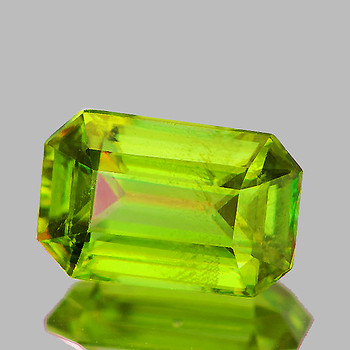7x4.5 mm Octagon 0.95cts Superb Luster Rainbow Spark Natural Canary Green Sphene [VVS]