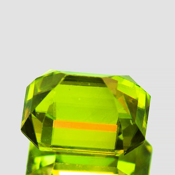 6.5x5 mm Octagon 1.22cts Superb Luster Rainbow Spark Natural Canary Green Sphene [VVS]