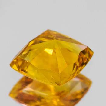 5.5x4.5 mm Fancy Cut 0.45cts Outstanding Fire Natural Yellow Sapphire [Flawless-VVS]