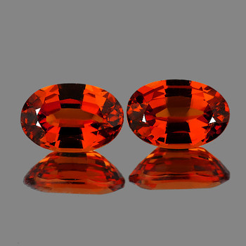 6.5x5 mm Oval 2pcs {1.55cts} Lustrous Natural Intense Red Orange Spessartite Garnet [Flawless-VVS]