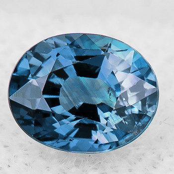 7x5.5 mm Oval {1.00ct} Lustrous Natural Blue Sapphire [Flawless-VVS]