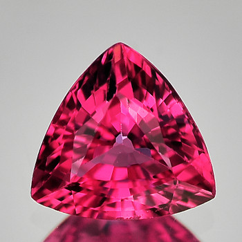 6.00 mm Trillion {0.80ct} Fire Luster Natural SriLanka Intense Pink Sapphire [Flawless-VVS]