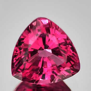 5.50 mm Trillion {0.82ct} Fire Luster Natural SriLanka Intense Pink Sapphire [Flawless-VVS]