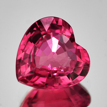 6.50 mm Heart 1.15ct AAA Luster Natural SriLanka Intense Pink Sapphire [Flawless-VVS]