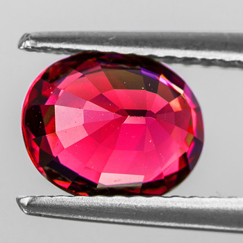 8x7 mm Oval 2.22cts Lustrous Natural Vivid Raspberry Pink Rhodolite Garnet [Flawless-VVS]-Top Grade