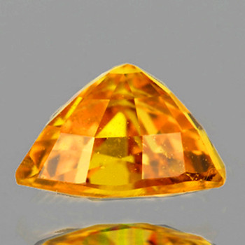 5.50 mm Trillion 0.75ct AAA Fire Sparkles Natural Top Intense Yellow Sapphire [Flawless-VVS]-Top Grade