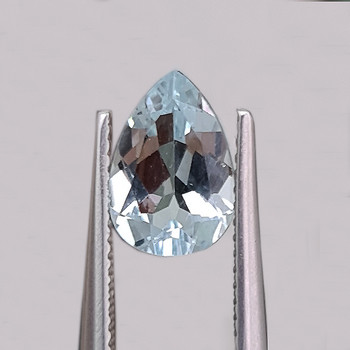 10x7 mm Pear 1.60cts Brilliant Luster Natural Light Blue Aquamarine [Flawless-VVS]