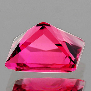 6.00 mm Square princess {0.96ct} Natural Intense Pink Tourmaline [Flawless-VVS]