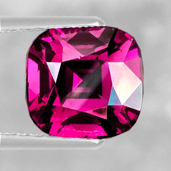 5.70 mm Cushion {0.95ct} Top Luster Natural Vivid Purple Pink Spinel [Flawless-VVS]-Top Grade