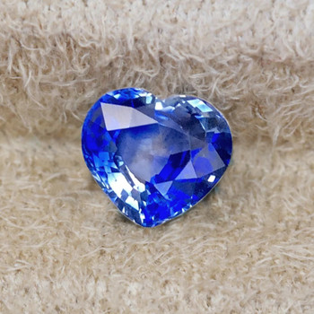 4.00 mm Heart 0.30ct AAA Luster Natural Intense Blue Sapphire [Flawless-VVS]