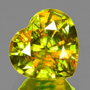 6.00 mm Heart {0.80ct} Superb Luster Rainbow Spark Natural Canary Yellow Sphene [VVS]