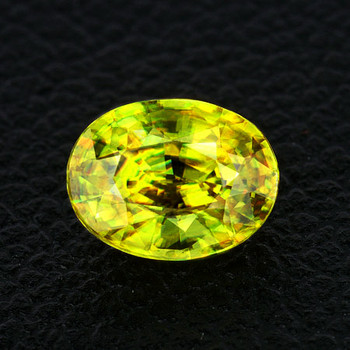 7x5.5 mm Oval 1.20ct Superb Luster Rainbow Spark Natural Canary Yellow Sphene [VVS]-Top Grade