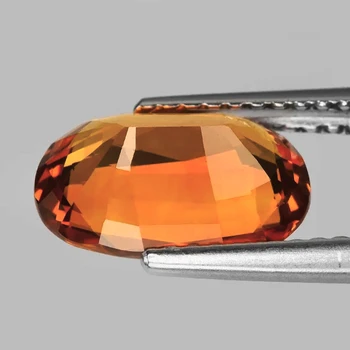 8.5x5.5 mm Oval {1.52ct} Superb Luster Natural SriLanka Champagne Orange Sapphire [Flawless-VVS]